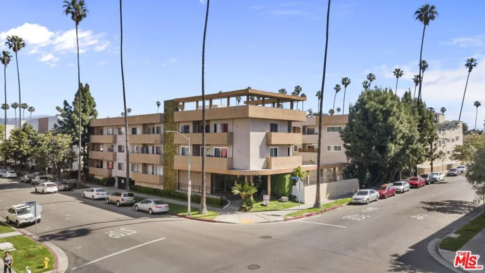 358 S Gramercy Place #203 photo 1