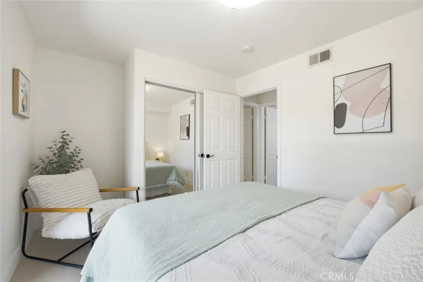 64 N Mar Vista Avenue #127 photo 14