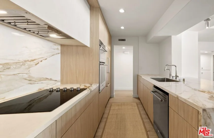7250 Franklin Avenue #603 photo 10