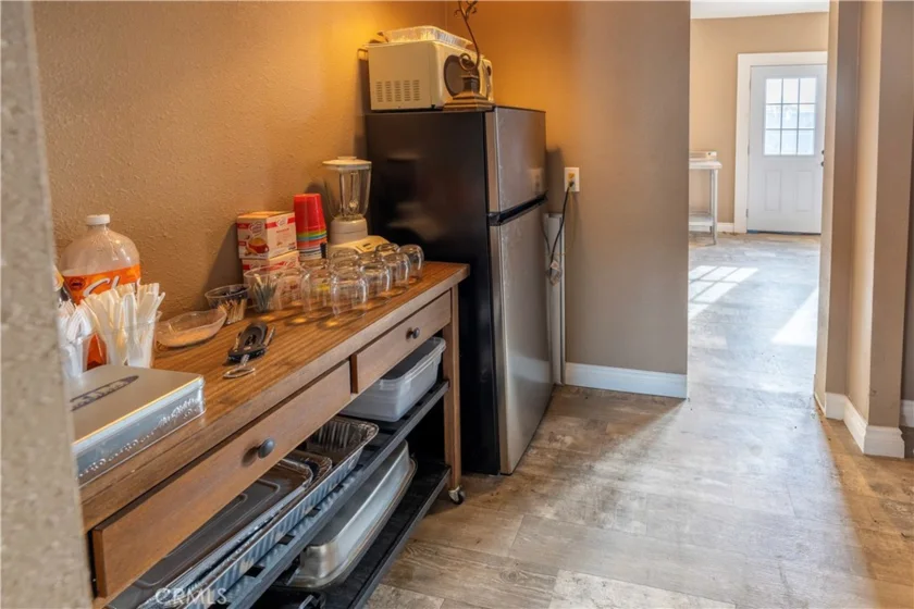 24771 Washington Avenue photo 29