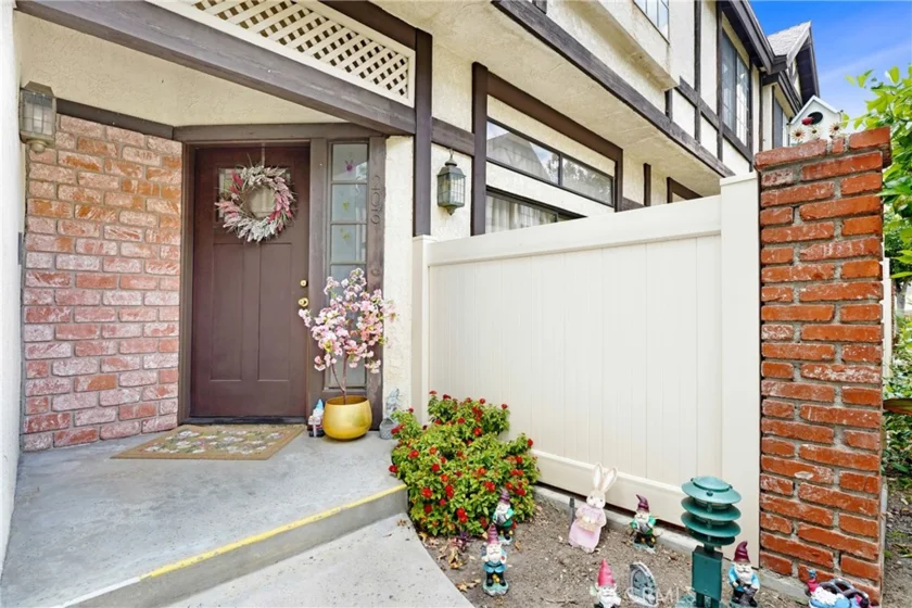 20737 Roscoe Boulevard #203 photo 6