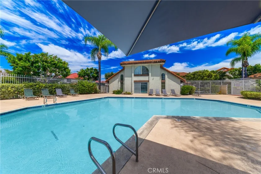 23345 La Crescenta photo 21