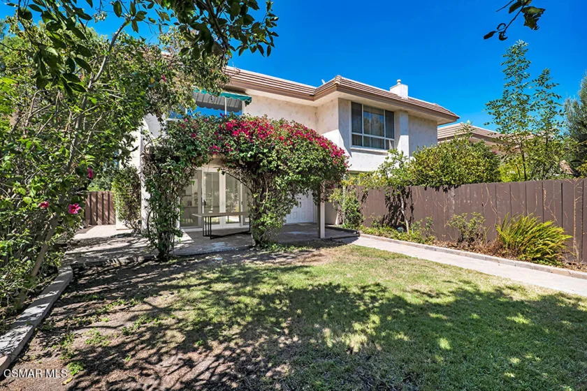 23767 Burbank Boulevard photo 34