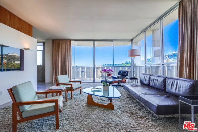 4455 Los Feliz Boulevard #908 photo 1