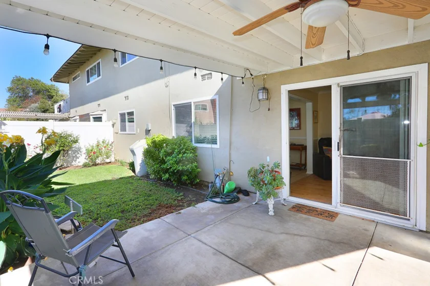 700 E Taft #22 photo 32
