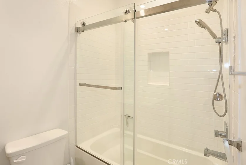 854 S Harbor Boulevard photo 38