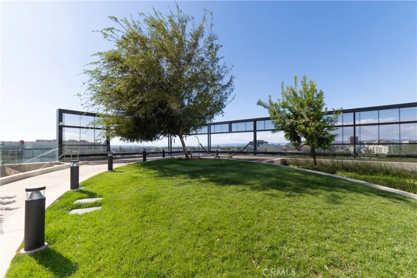 889 Francisco Street #2901 photo 26