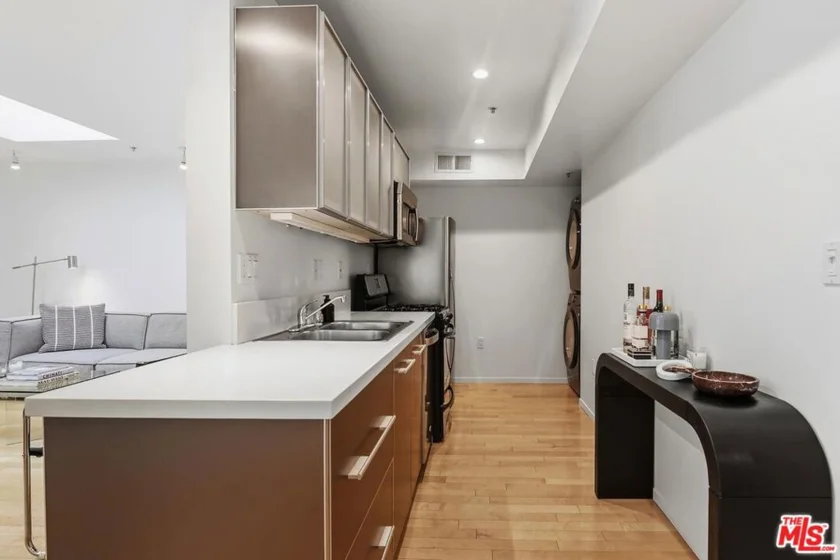 5806 Waring Avenue #14 photo 14