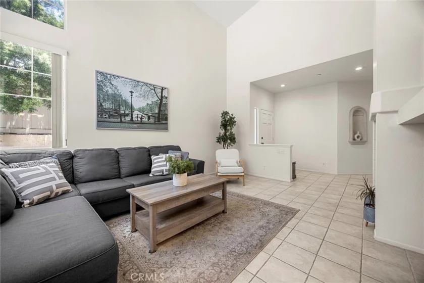 3423 E White Chapel Court #E photo 6