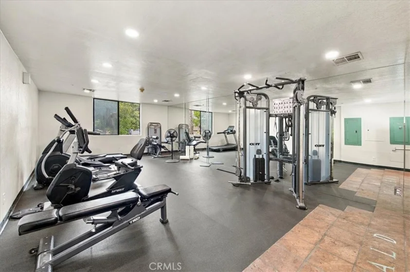 555 Maine Avenue #330 photo 30