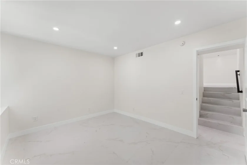 77 Barmore Court photo 19