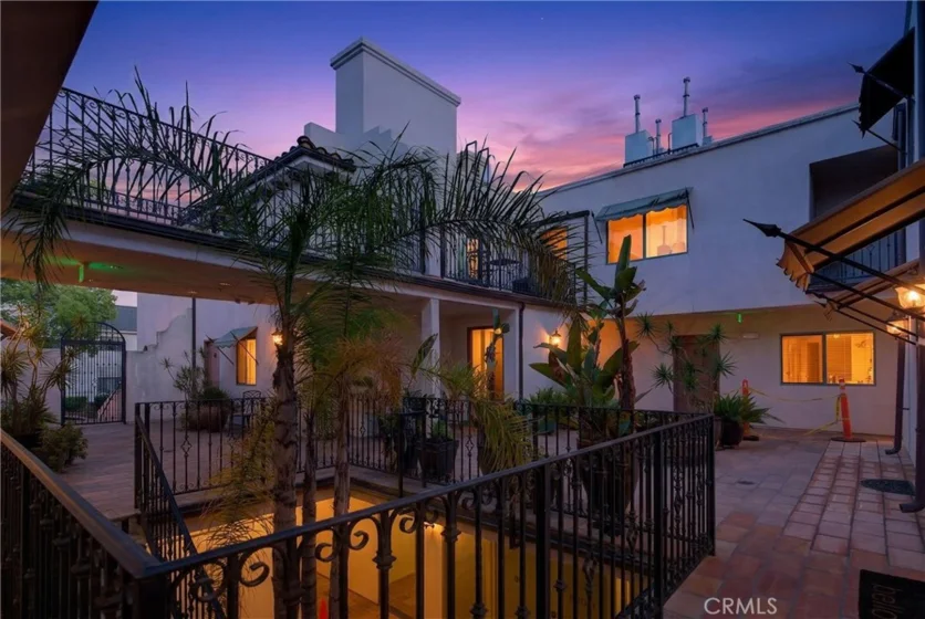 4301 Los Feliz #12 photo 53