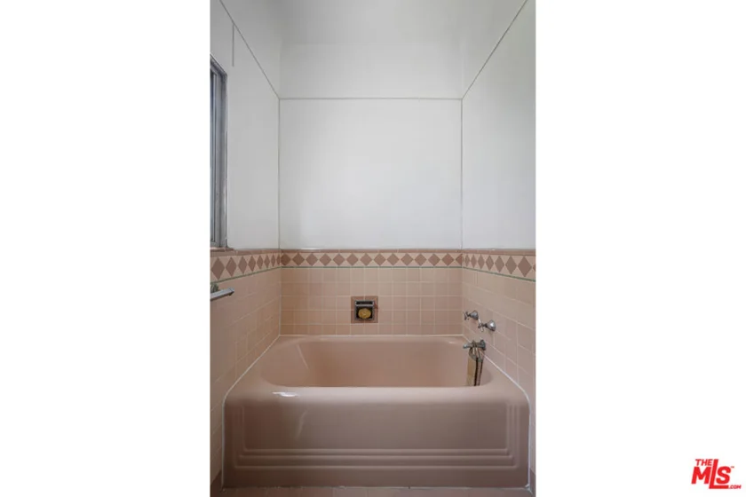 1143 S Westmoreland Avenue #5 photo 36