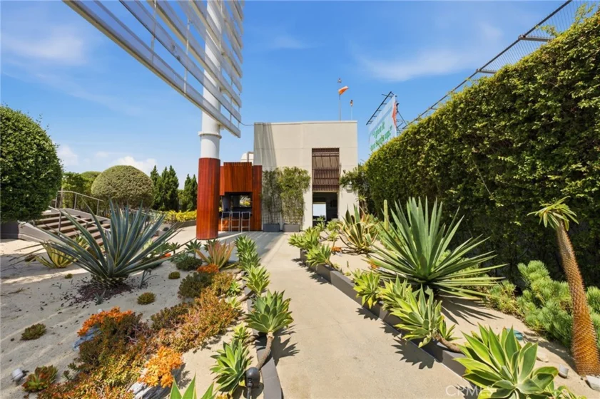6250 Hollywood Boulevard #4M photo 45