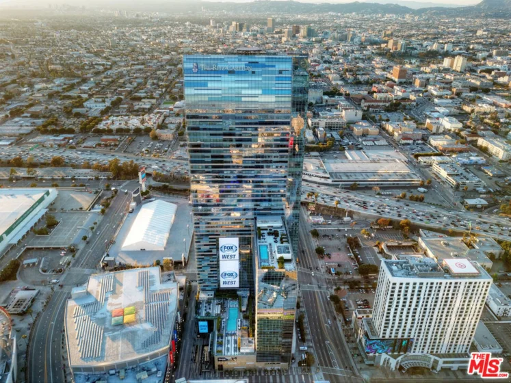 900 W Olympic Boulevard #31F photo 6