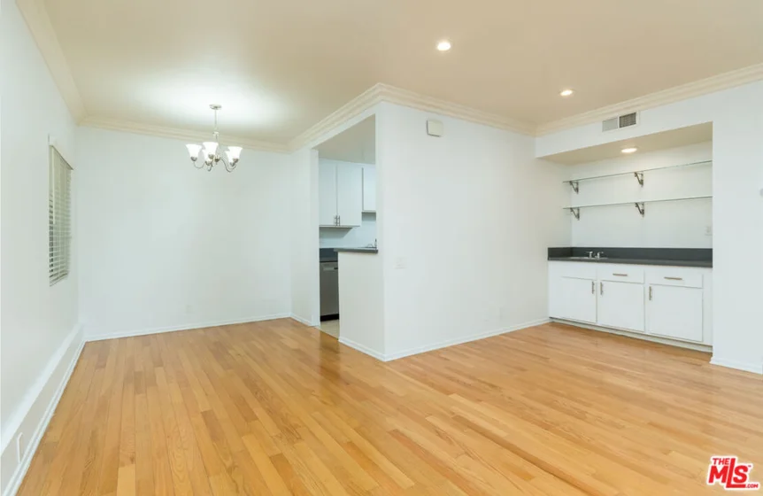 1115 S Elm Drive #207 photo 43