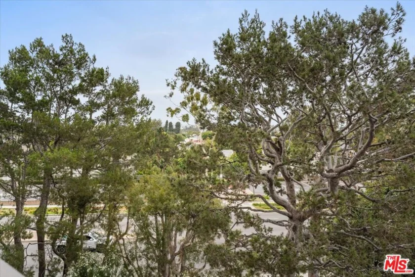 4337 Marina City Drive #147 photo 17