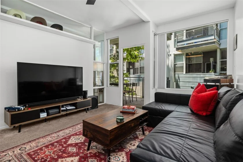 101 S Market Street #217 photo 10
