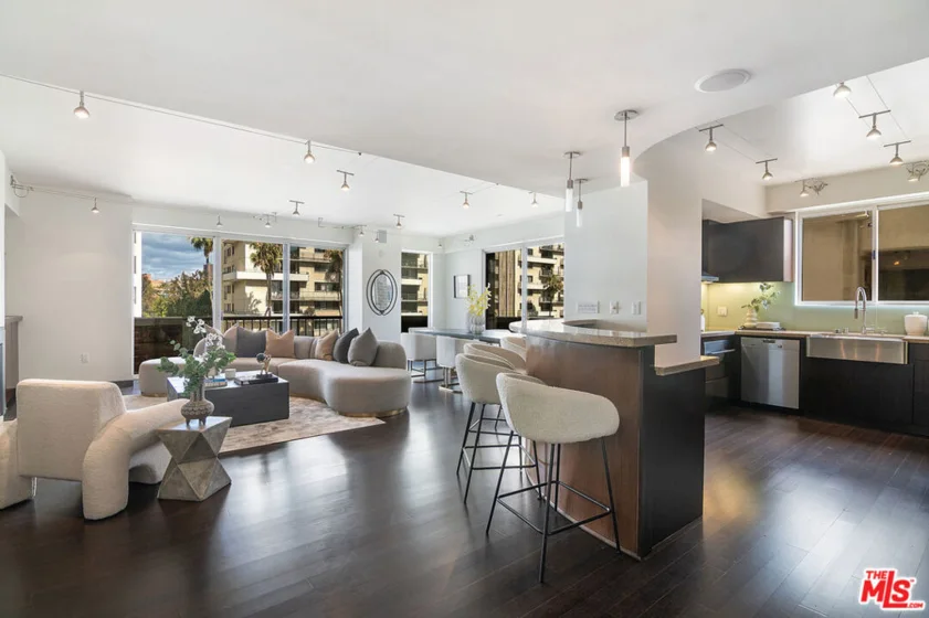 10550 Wilshire Boulevard #503 photo 23