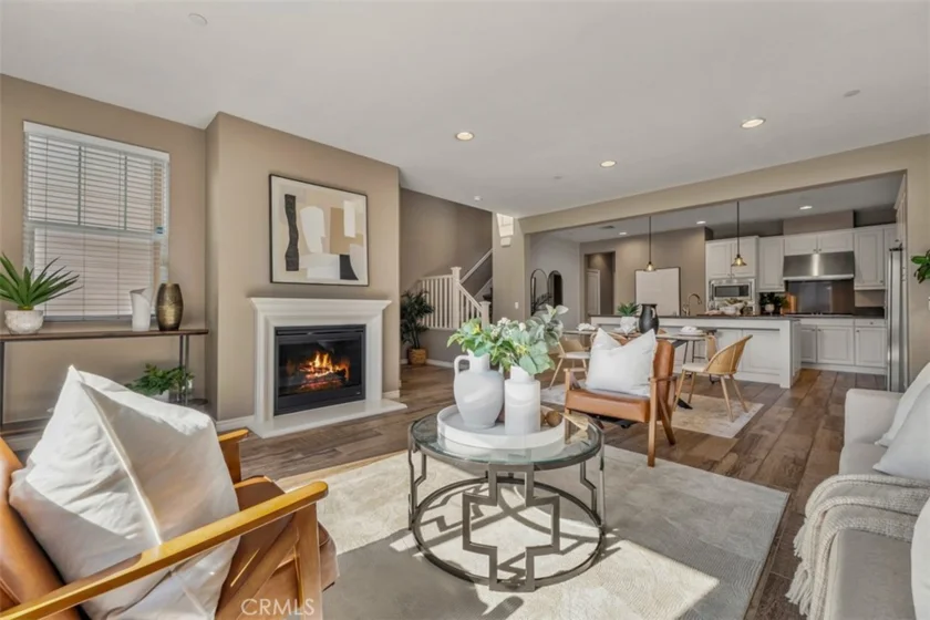 18044 Burke Lane photo 1
