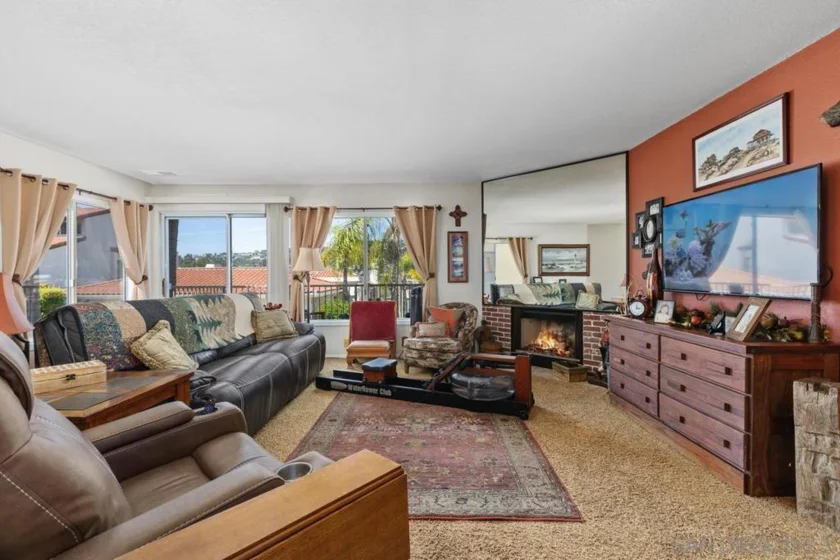 2520 Navarra Drive #C photo 9