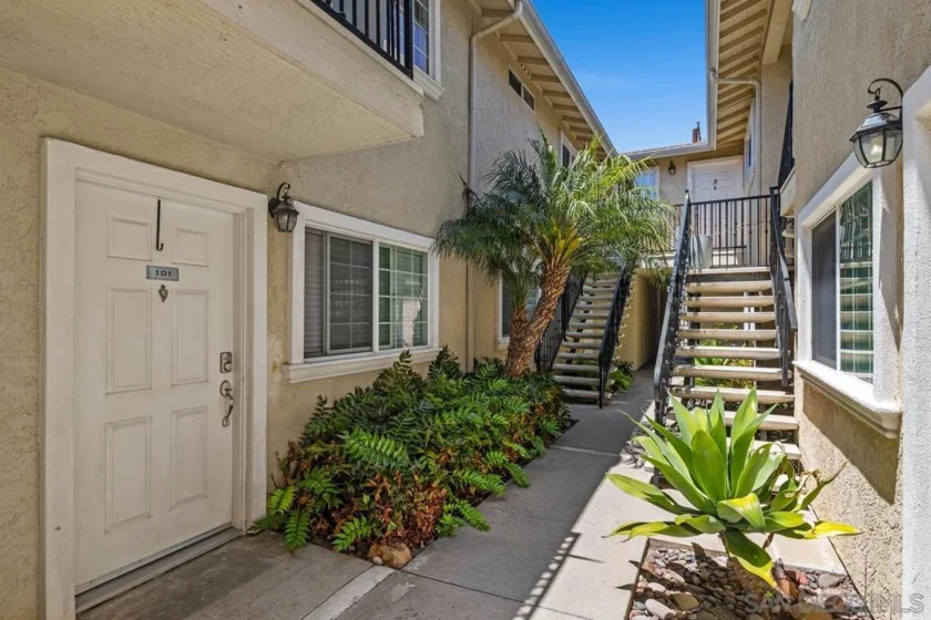 4524 Wilson Avenue #201 photo 19