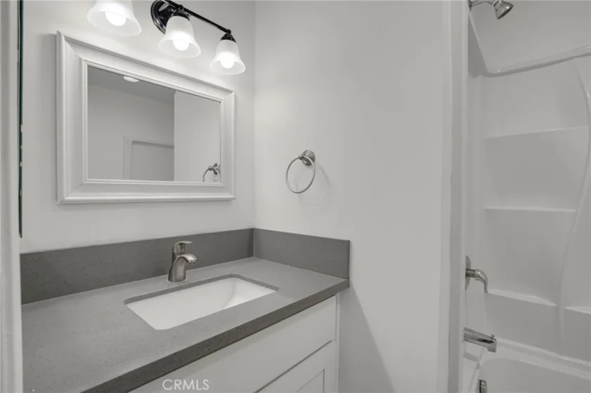 5530 Ackerfield #508 photo 15