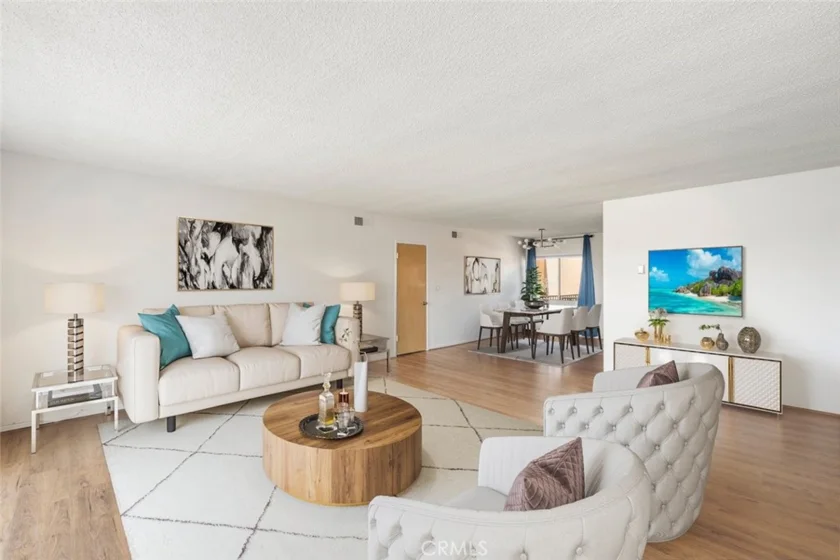 3695 Linden Avenue #1C photo 1