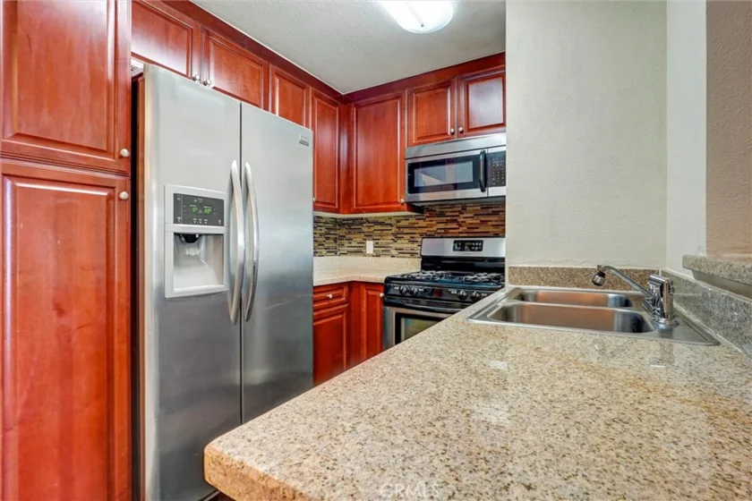 5545 Canoga Avenue #220 photo 5