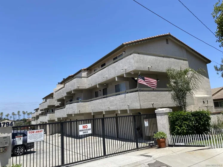 4794 Arizona Street #104 photo 1