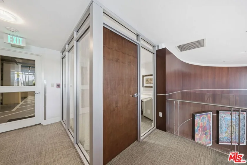 13700 Marina Pointe Drive #1526 photo 12