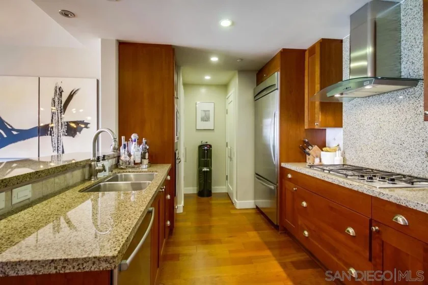 700 W E Street #1602 photo 5