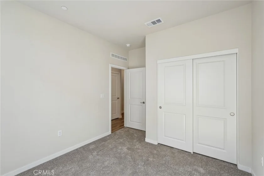 9542 Hannah Way photo 16