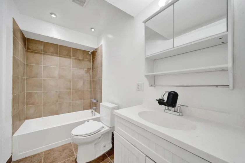 7307 Haskell Avenue #4 photo 13