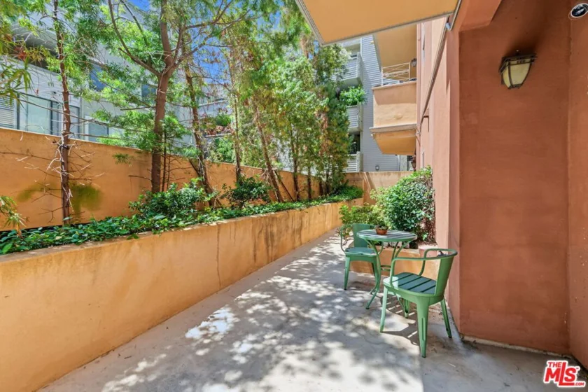 1511 Camden Avenue #103 photo 25