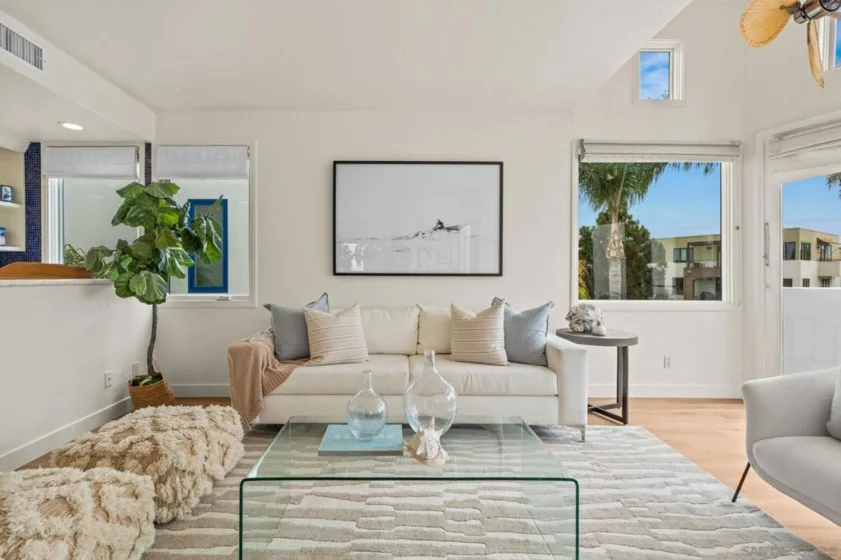 5437 La Jolla Boulevard photo 4