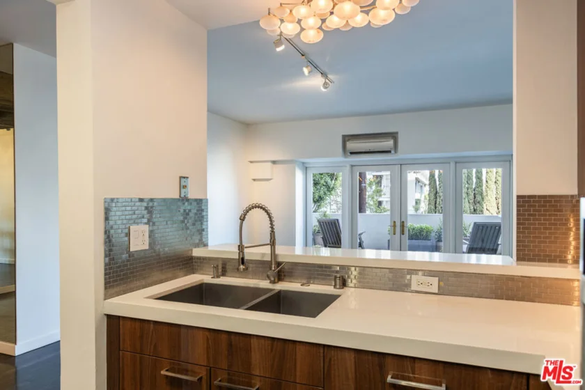 1155 N La Cienega Boulevard #110 photo 15