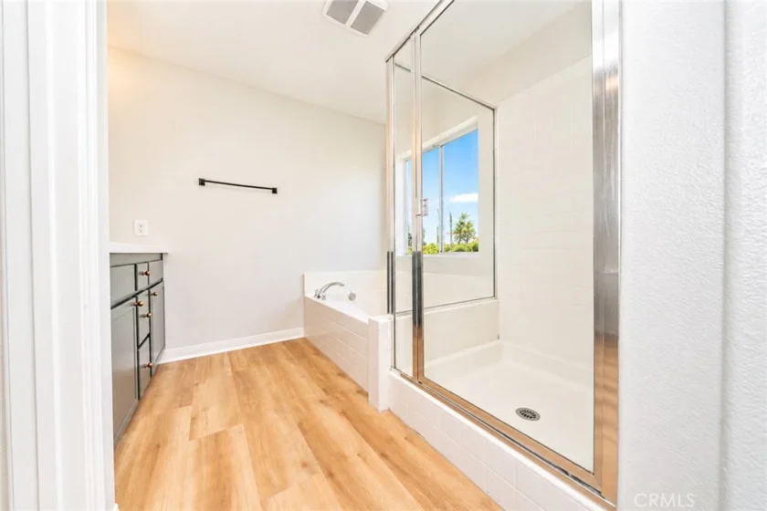 25892 Marco Polo Street photo 15