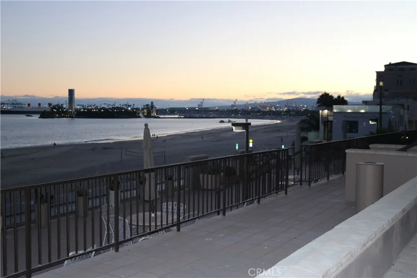 1750 E Ocean #503 photo 19