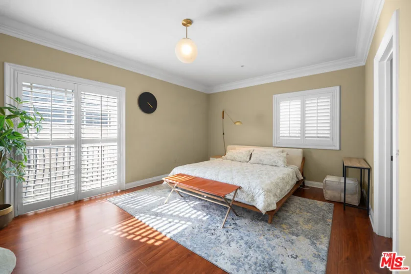 837 Crenshaw Boulevard #204 photo 16
