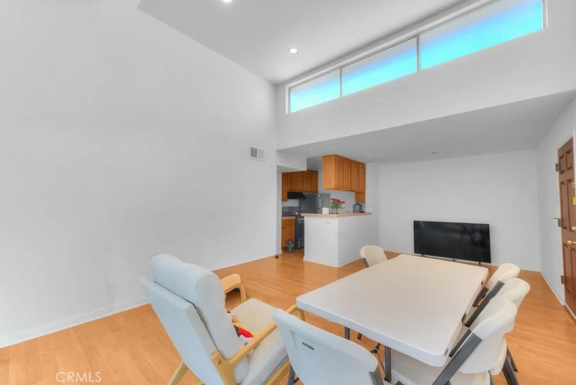 5700 Etiwanda #212 photo 4