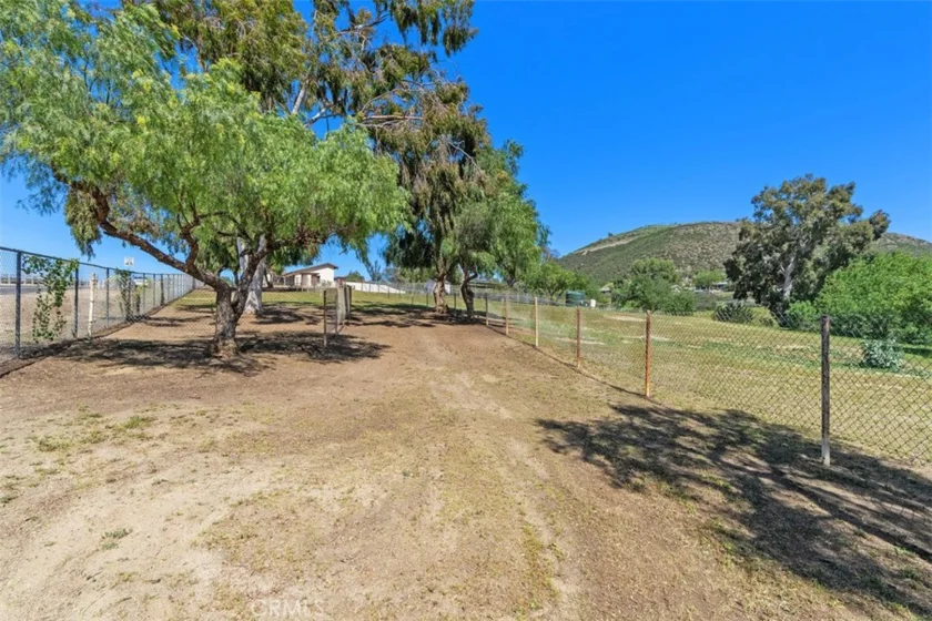 37790 Los Alamos Road photo 47