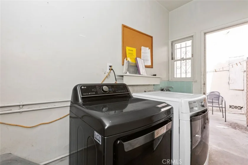 1825 E 3rd Street #4 photo 10