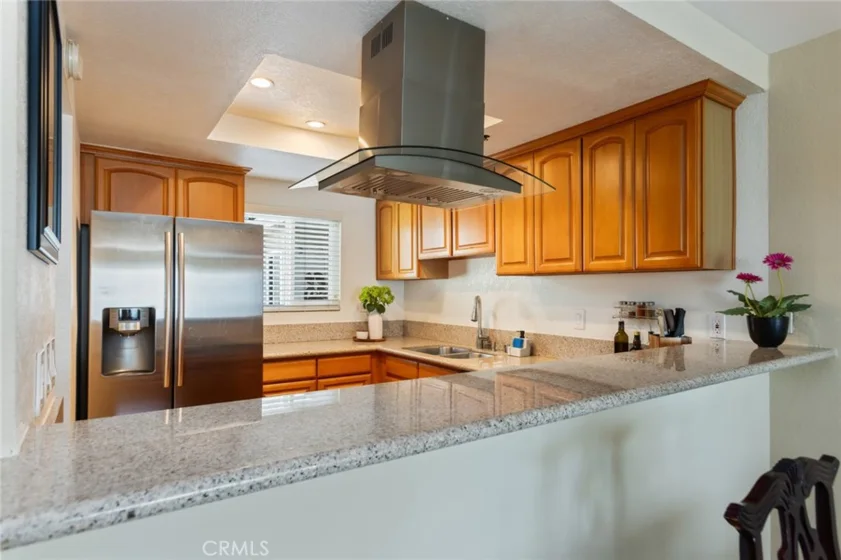 726 Elm Avenue #404 photo 7