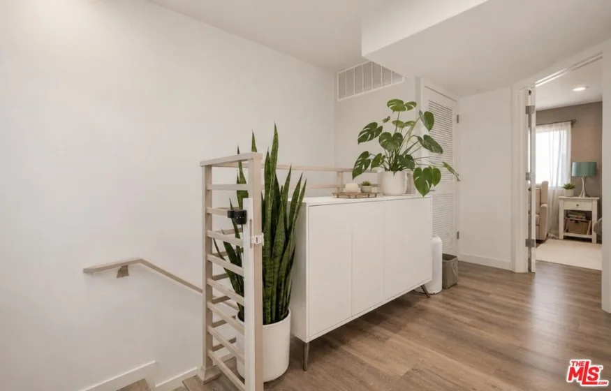 14321 Irma Way photo 4