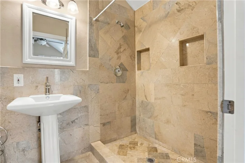 42580 Avenida Escala photo 71