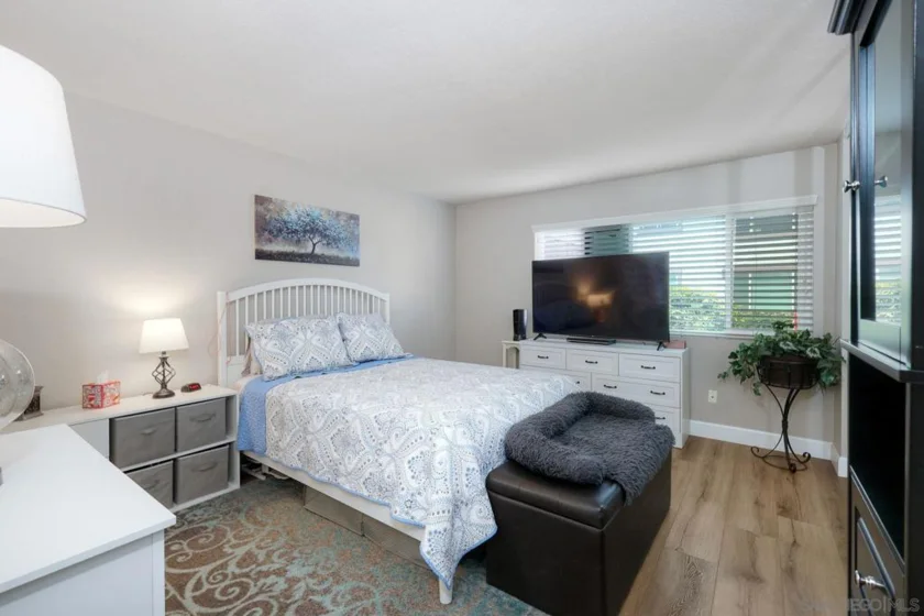 9856 Shirley Gardens ##3 photo 5