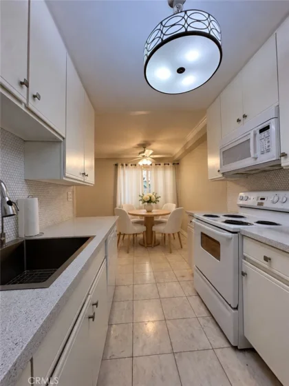 121 Sinclair #122 photo 5