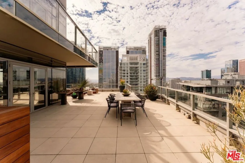 1155 S Grand Avenue #2204 photo 34