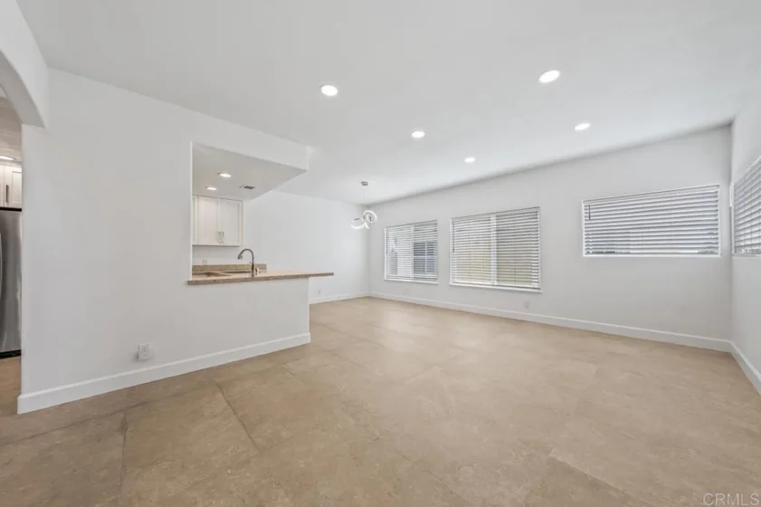 919 Agate Street #3 photo 8